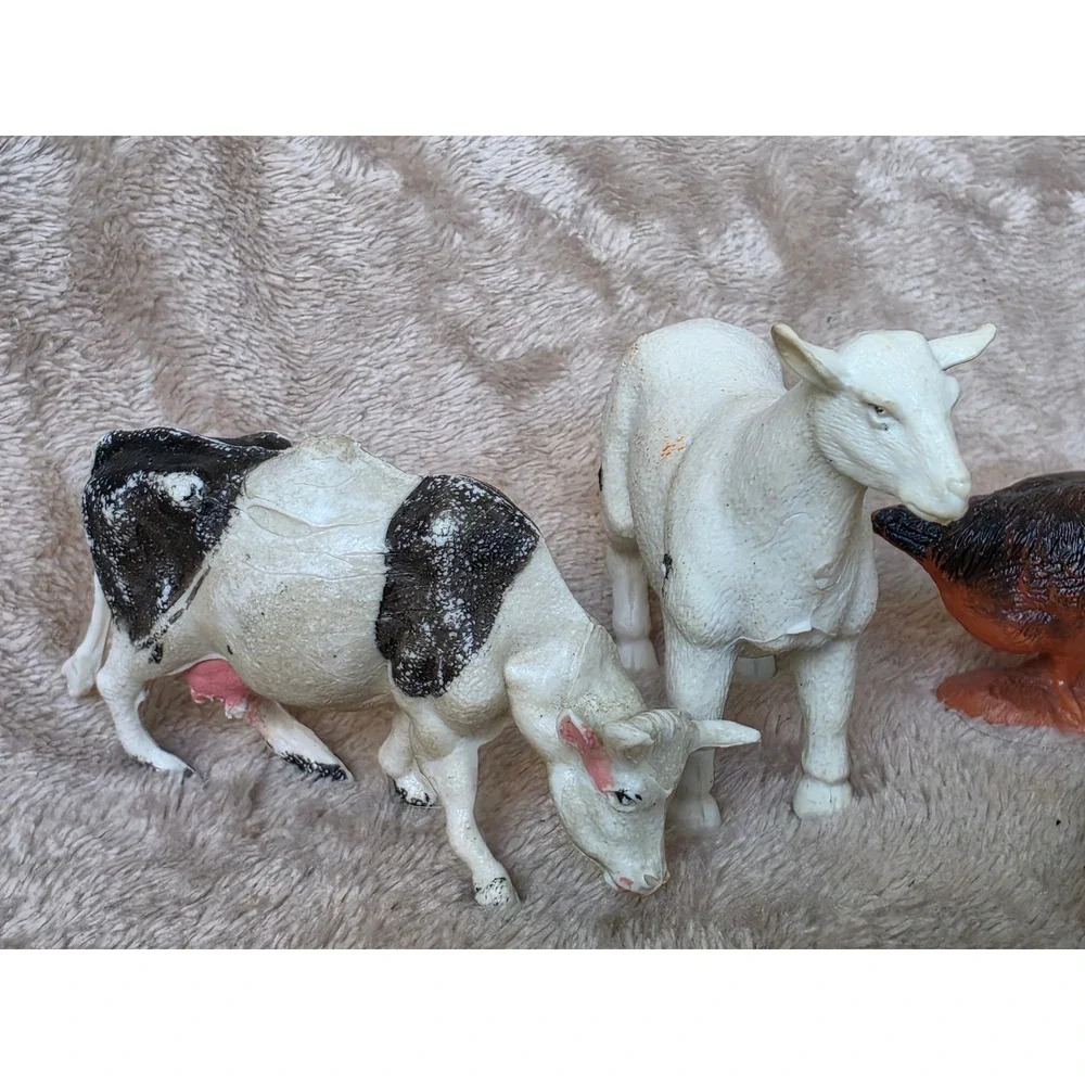 Vintage Plastic Farm Animal Figurines Lot Cow Horse Pig Sheep Rooster Duck Toy